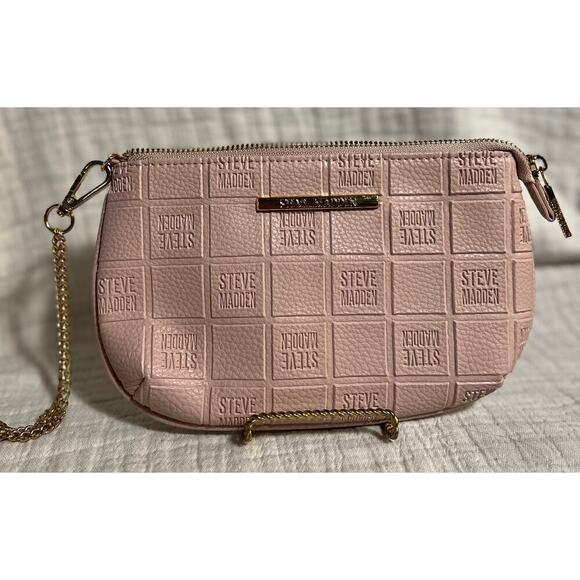 Steve Madden Wristlet in Pale pink - Picture 3 of 8